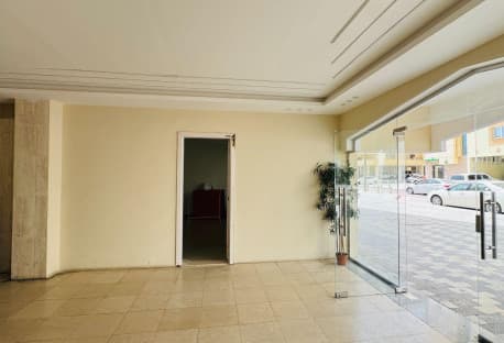 Spacious studio apartment for rent in Al Hitmi