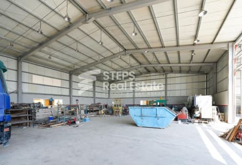 Heavy Vehicle Garage with Carwash for Rent
