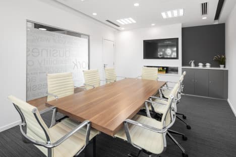 Fully furnished office space for rent in DOHA, Al Ghanem Building   for 4 persons with everything taken care of