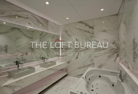 Luxury Penthouse | Fully Renovated | Sea View