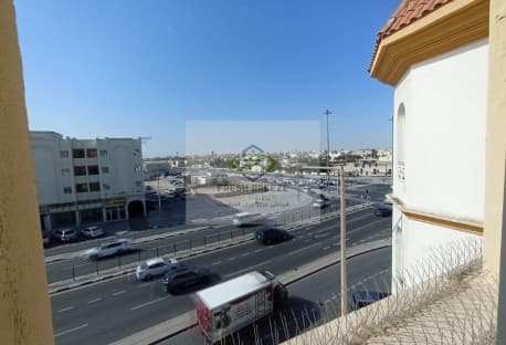 2 BHK Well maintained apartment ready for rent