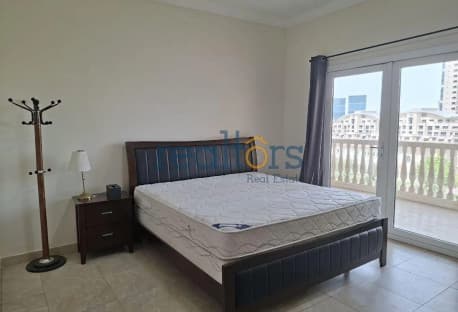 Fully Furnished 1 Bedroom + Office + 1 Month FREE