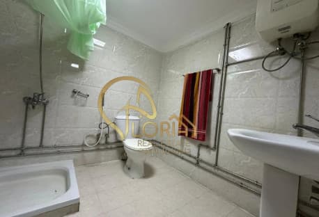 للبيع مبنى شقق فندقيه +2 محل - بالدوحة الجديدة