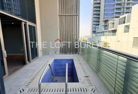 Sea View! 4BR+Maid Town House No Commission!