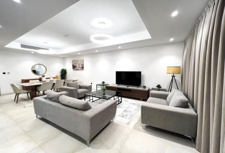LUXURY 5BDR + MAID VILLA | BACKYARD| TOP AMENITIES