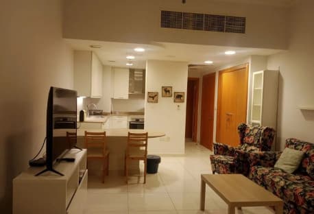 SEA-VIEW STUDIO + 1 MONTH FREE | BILLS INC | FF