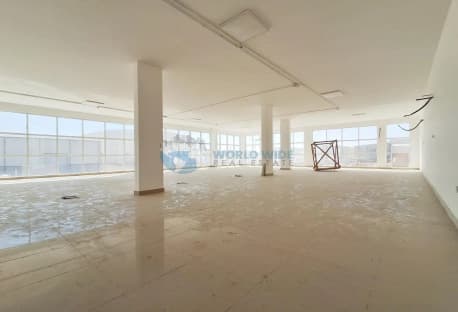 Brand New Store - Workshop in Birkat Al Awamer