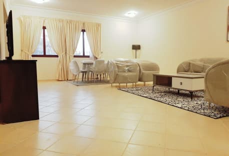 3Bhk Compound Flat With Brand New Furniture&Bills