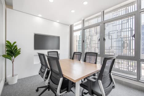 Fully serviced private office space to rent for you and your team in DOHA, Lusail Twin Towers