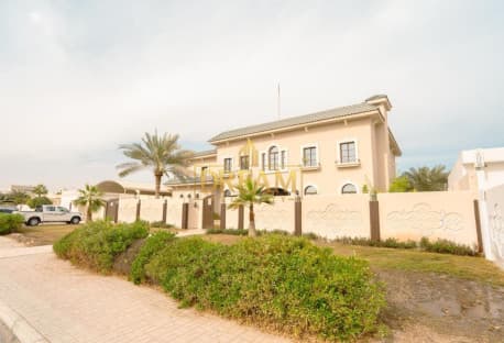 Exclusive 6 BHK Villa | Private pool | Balcony