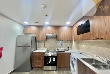 Spacious Layout - Stadium View - Title deed