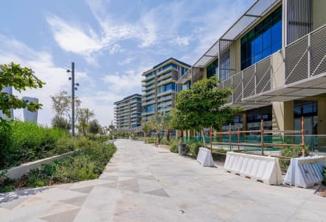Commercial Shop Prime Location for Rent in Lusail