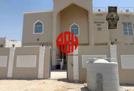 STANDALONE VILLA | 6BR + MAID &amp; DRIVER |FOR FAMILY