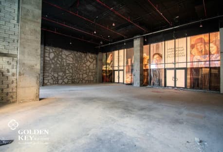 Now Leasing! Shop/ Showroom – Main Road
