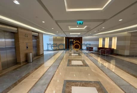 Spacious Fitted Office 5 Rooms 3 Parking Spaces