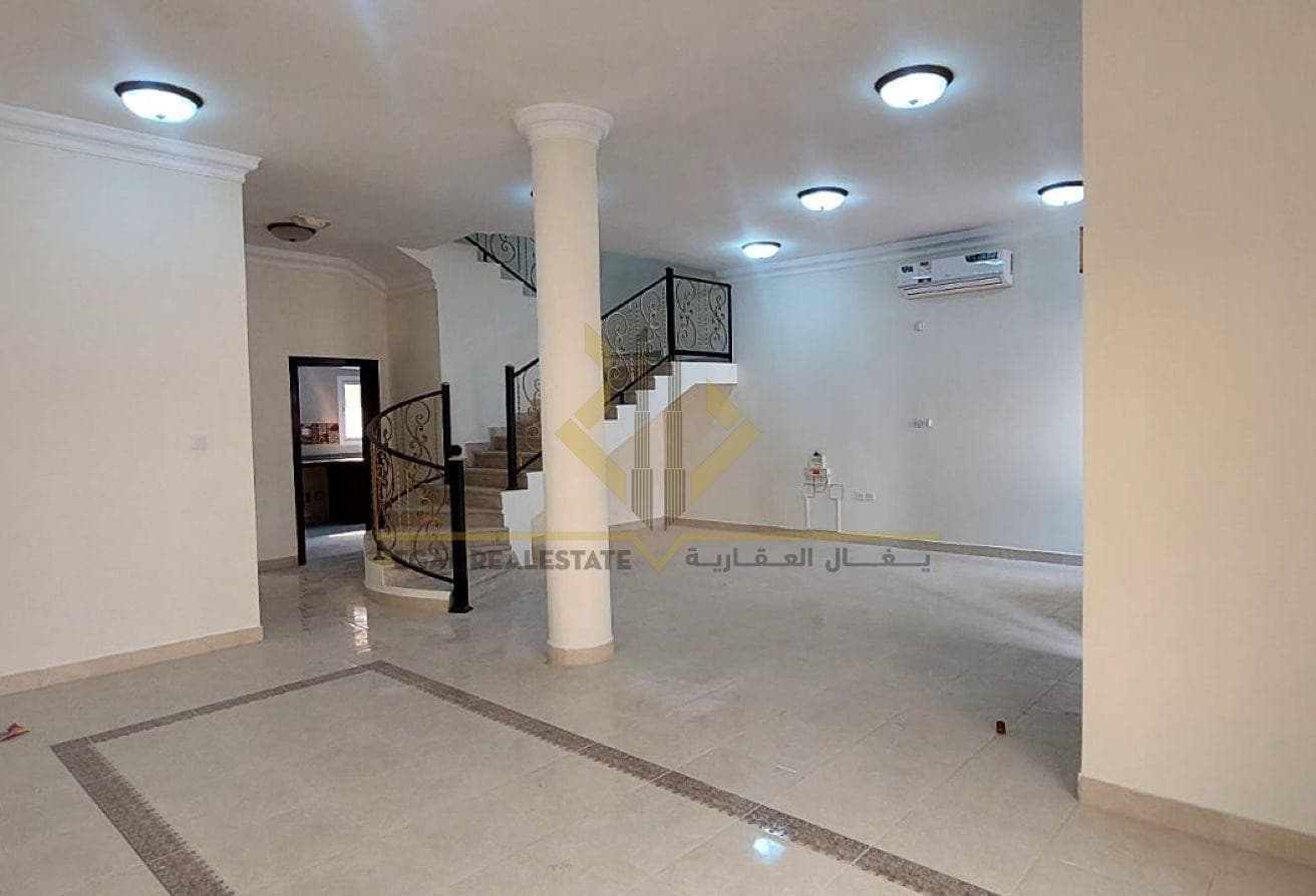5 BHK + 1 month free Villa in ain khaled