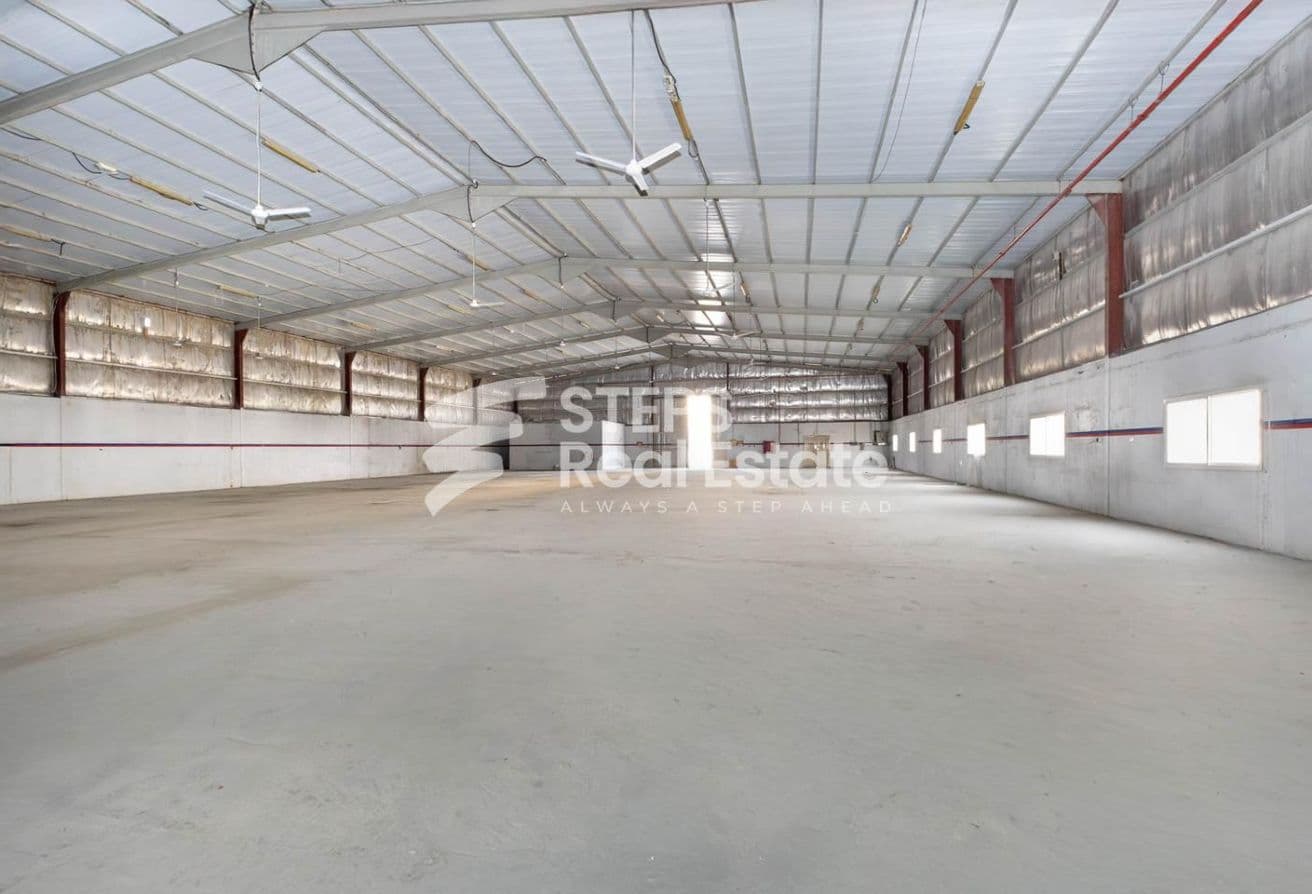 1800 SQM Covered Storage with Rooms for Rent