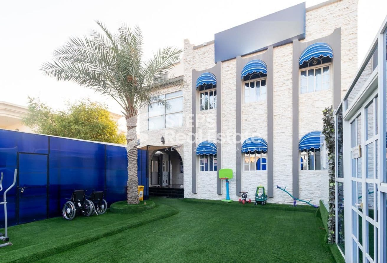 Spacious Service Villa with Title Deed for Sale