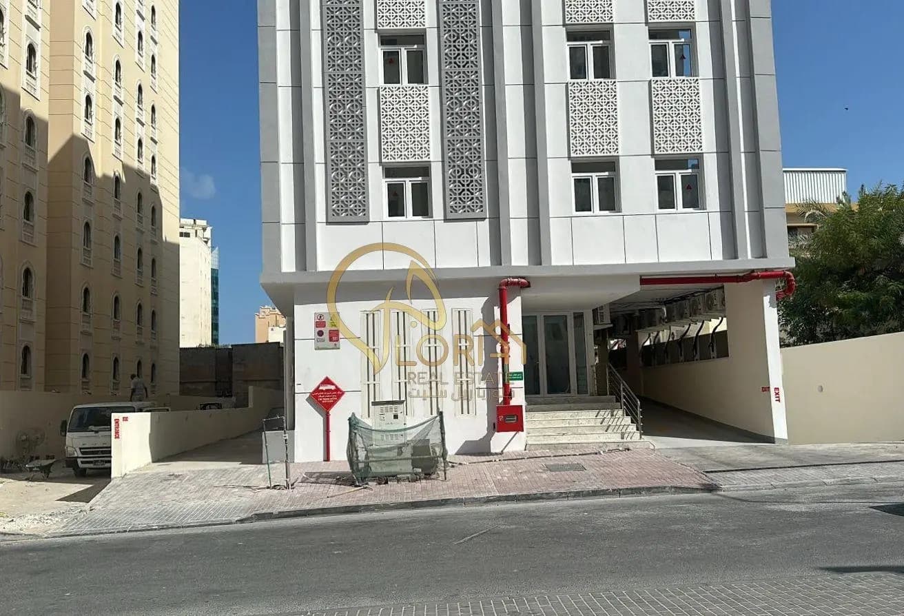 مبنى استثماري مميز |فريج عبدالعزيز |3.2 م