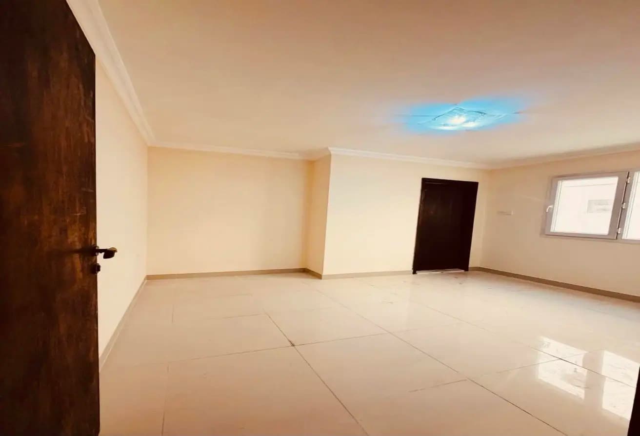 3 bedrooms apartment for rent at salwa road