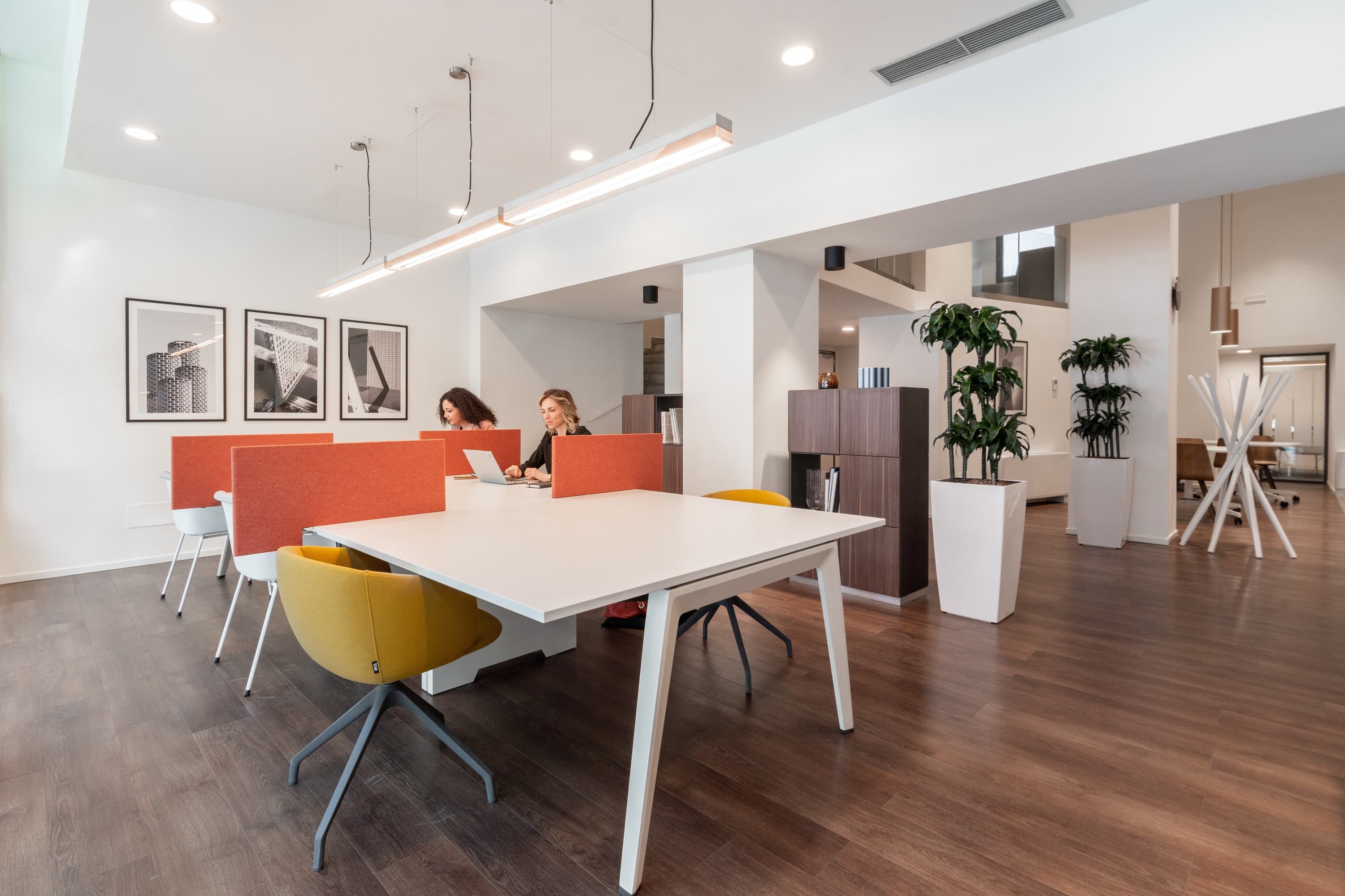 Book a reserved coworking spot or hot desk for rent in Doha, Msheireb