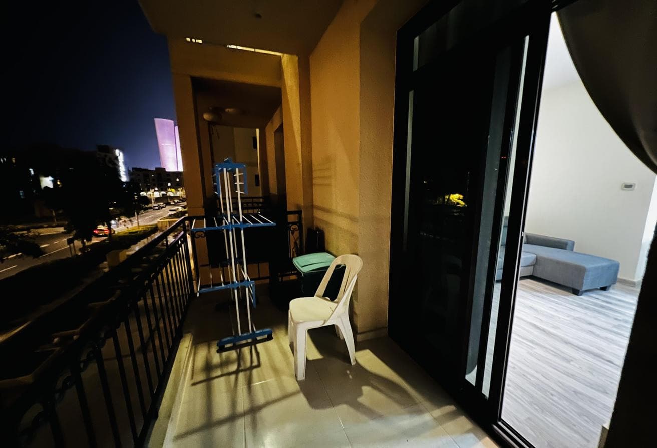 INCLUDING STUDIO APARTMENT-FURNISHED| FOXHILLS