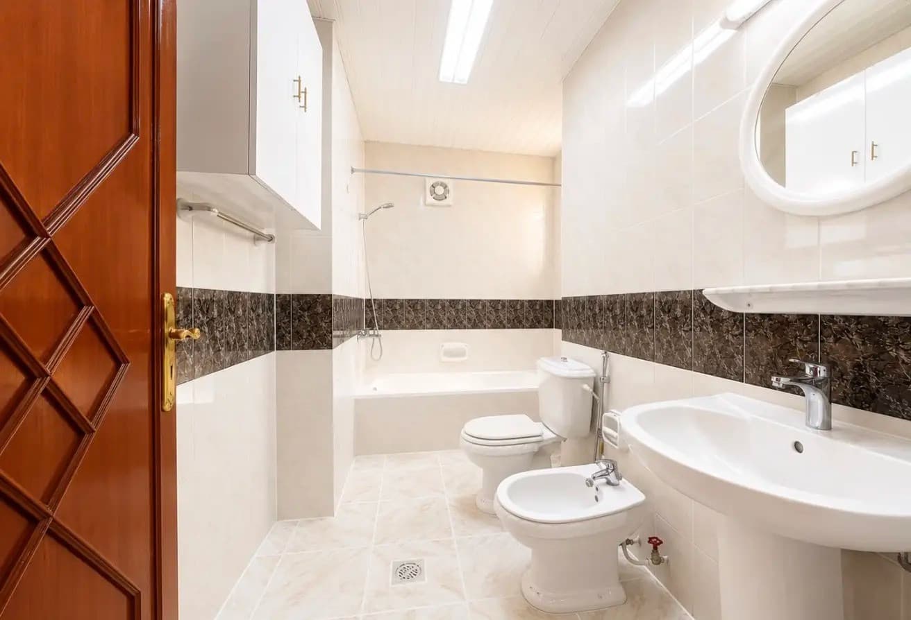 Beautiful 4-Bedroom Villa for Rent | New salat