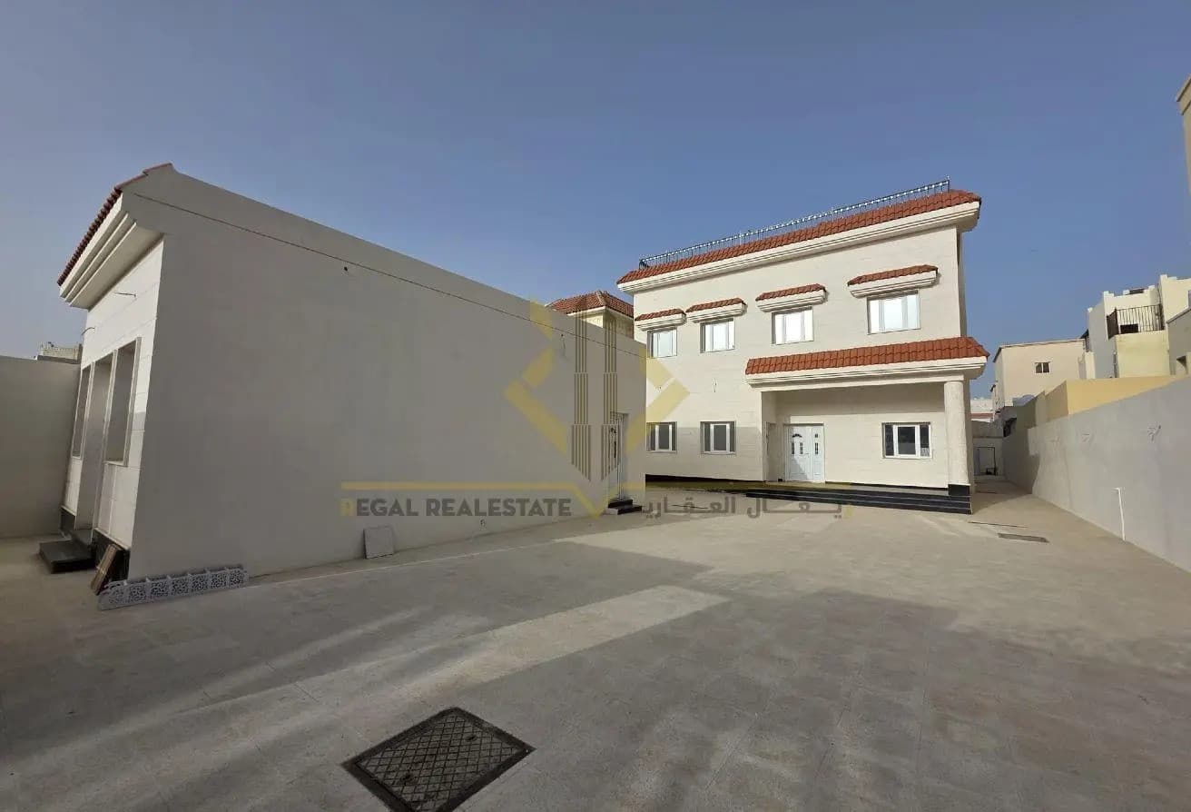 7-Bedroom Villa in Al Sakhama for Sale