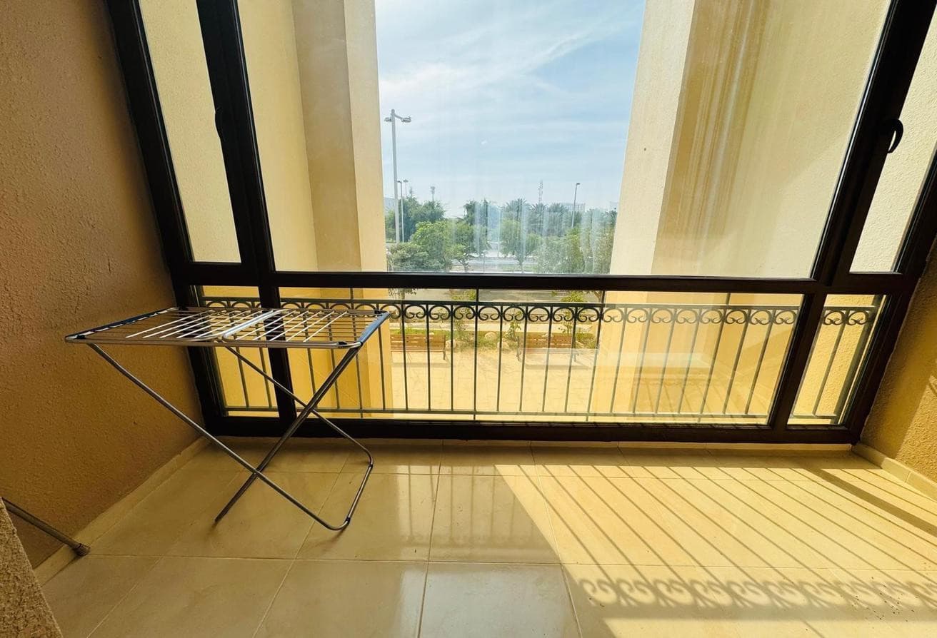 Luxury STUDIO APARTMENT-UN FURNISHED| FOXHILLS