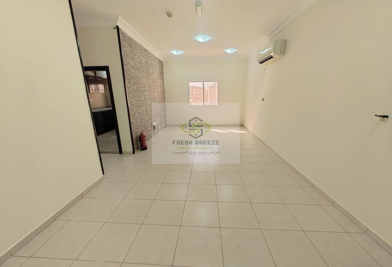 Very Spacious 2Bhk Unfurnished Apartment Family